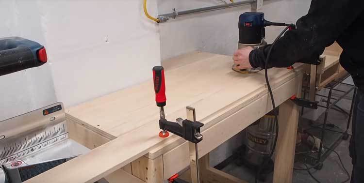 Factors to Consider Buying a Miter Saw Stand